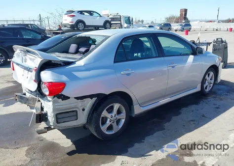 2013 Toyota Corolla Base из США, поврежденный, VIN 2T1BU4EE0DC959693